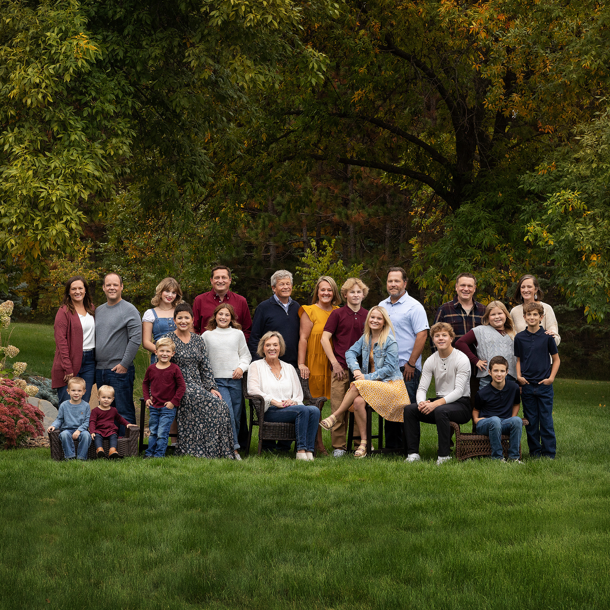 Extended Family Session in St.Cloud MN for 50th Wedding Anniversary