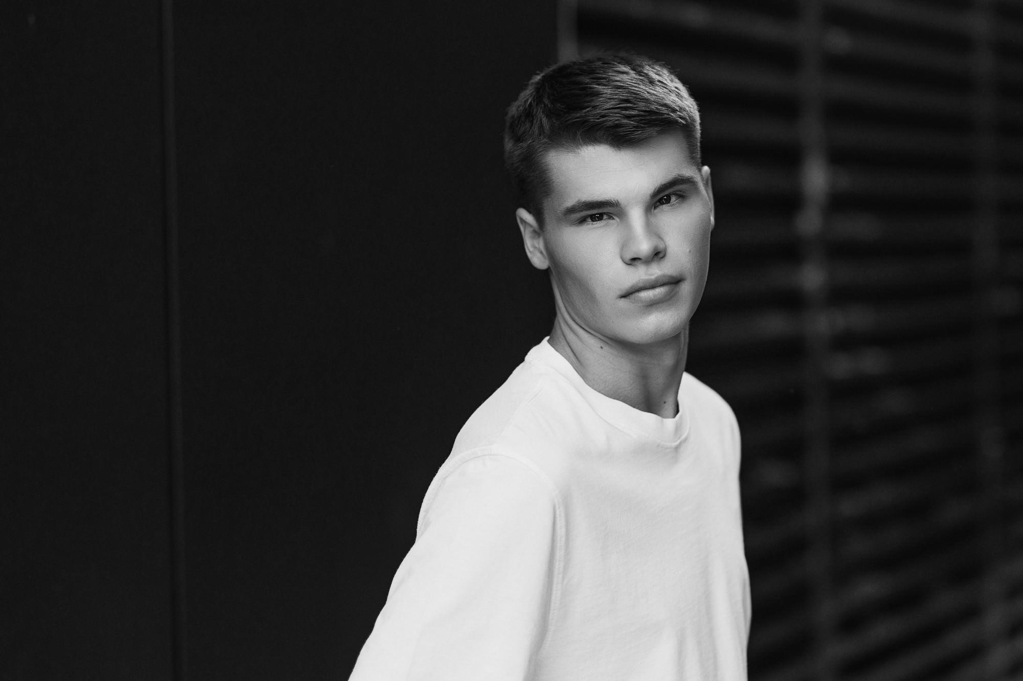 downtown Minneapolis senior pictures featuring St.Cloud senior Jack